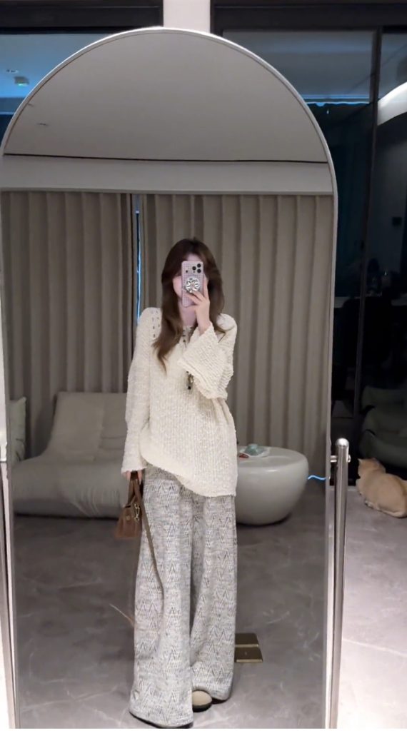 Women's Two-Piece Knit Sweater and Wide-Leg Pants Set - Style 73e9d1