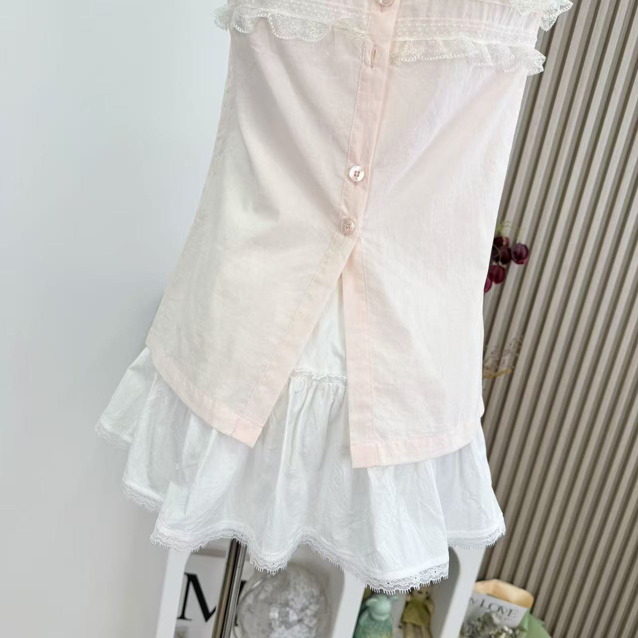 Light Pink Sleeveless Shirt Women Vintage Lace Trim Tank Top - Image 4