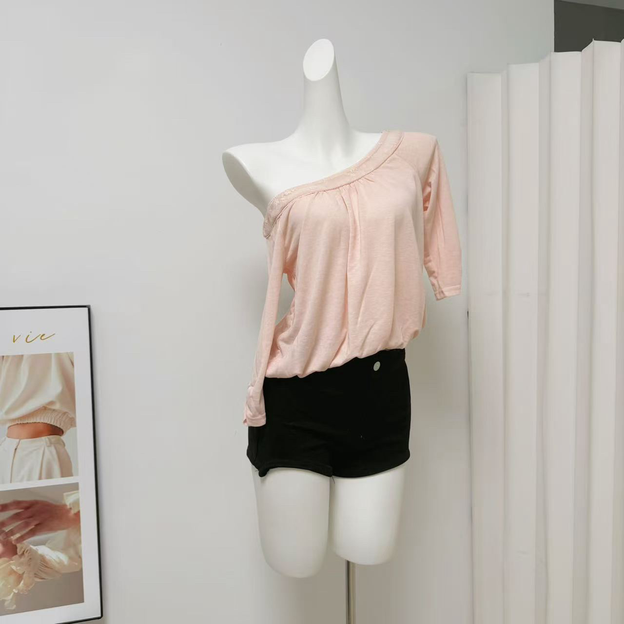 Off-Shoulder Lace Trim Sun Protection Long Sleeve T-Shirt for Women Summer Lyocell Breathable Top - Image 4