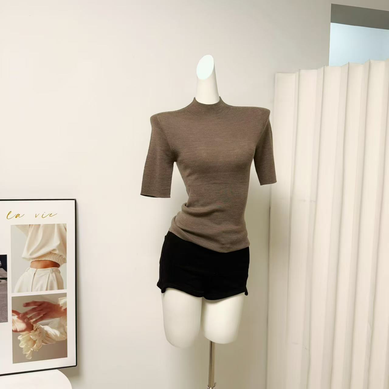 5werkwen Seamless Cloud-Feel High-IQ Mid-Sleeve T-Shirt - Image 4